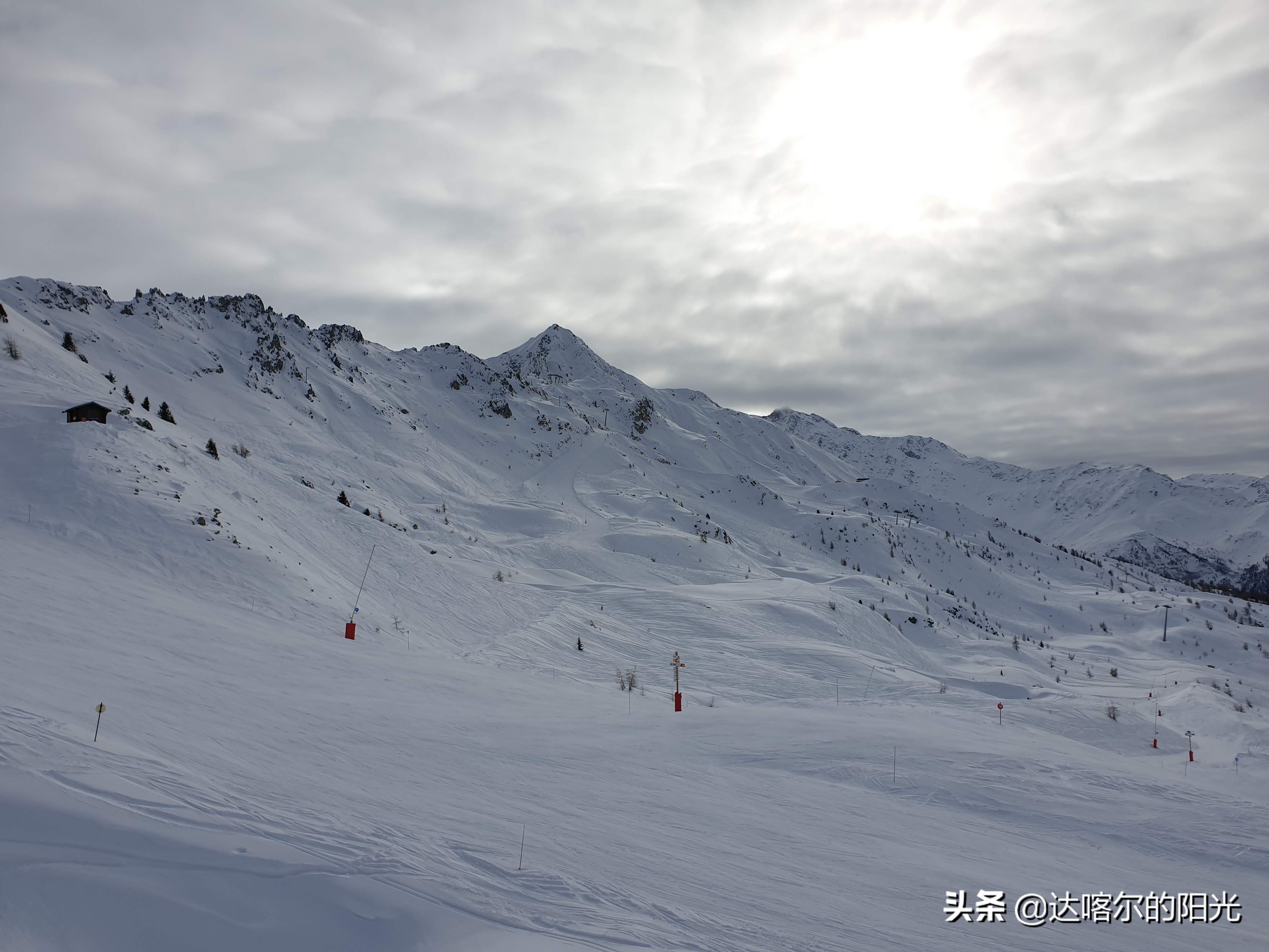 阿尔卑斯雪山滑雪,阿尔卑斯冰雪世界滑雪攻略
