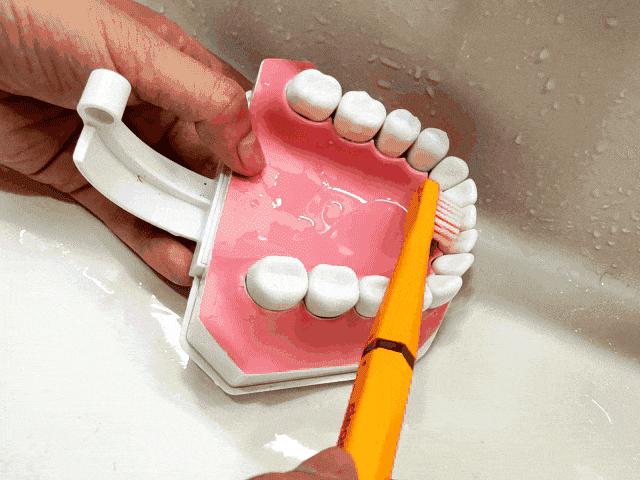 洗牙遭罪不,洗牙难受怎么办