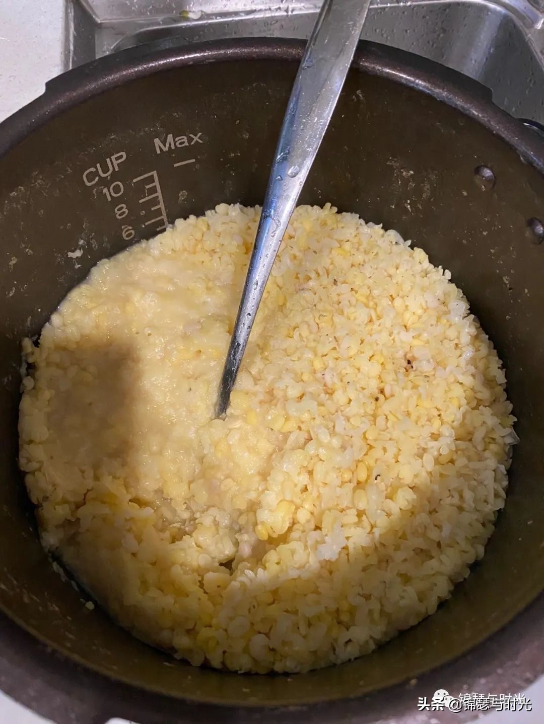 解暑点心酥皮绿豆饼,酥皮绿豆饼外酥里嫩