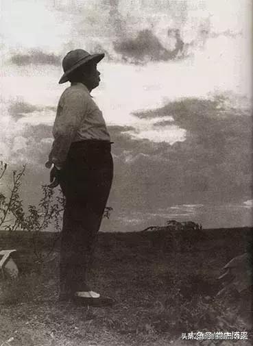 传奇名将*世友许**不仅带出三支虎狼之师:27军、31军、41军,还是名不虚传的“攻坚大师”