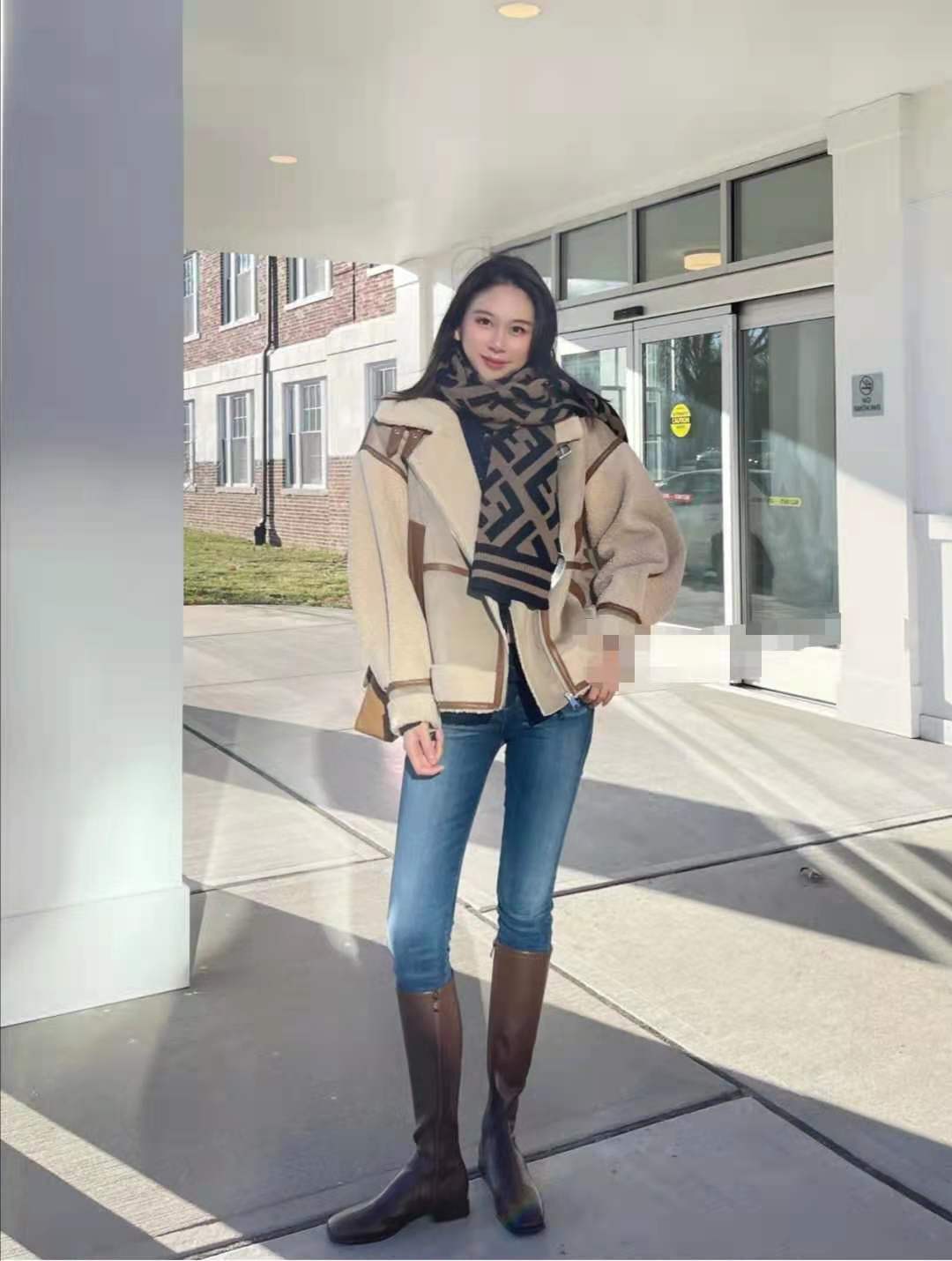 男士牛仔裤搭配什么上衣好看,牛仔裤搭配什么样的上衣好看