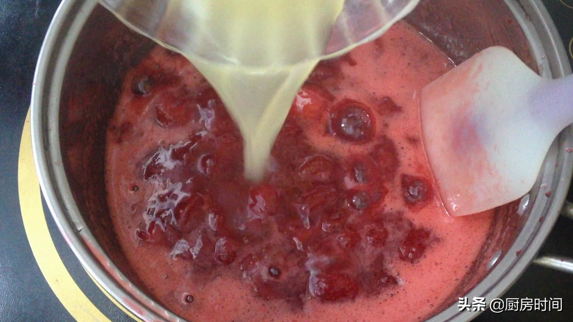 纯正浓郁的草莓酱,草莓酱有那么好吃吗