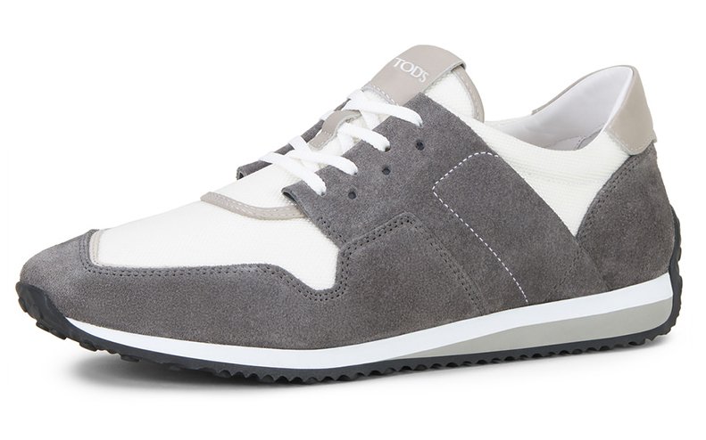 旅游鞋怎么样才能洗干净洗白,旅游鞋发黄洗白小窍门