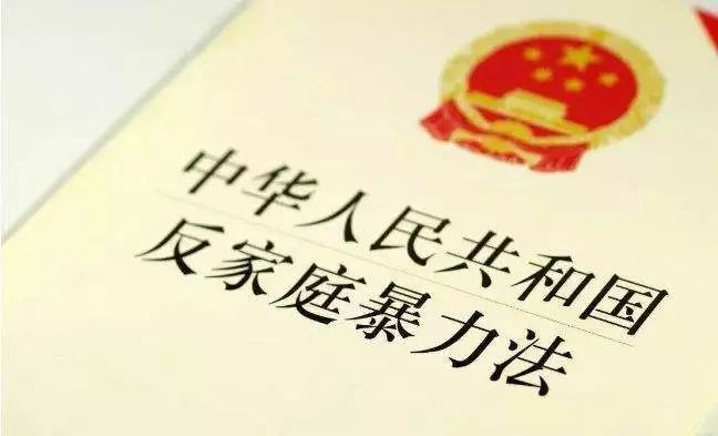 根据真实事件改编，气到让人发抖的电影，出一部推一部