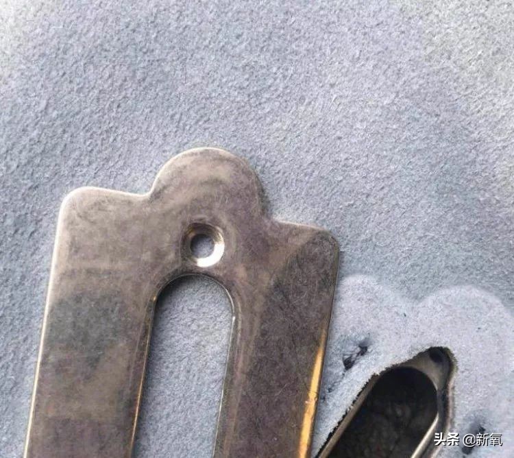 香奈儿包正品有瑕疵吗,香奈儿的包为什么比gucci贵那么多