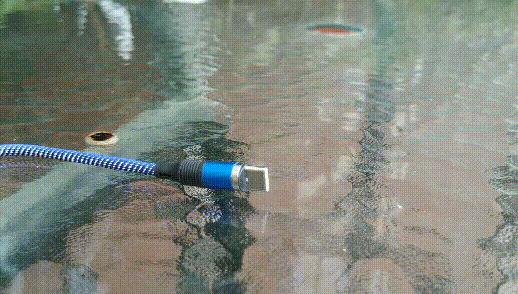 买抖音网红产品,抖音买苹果磁吸充电宝靠谱吗