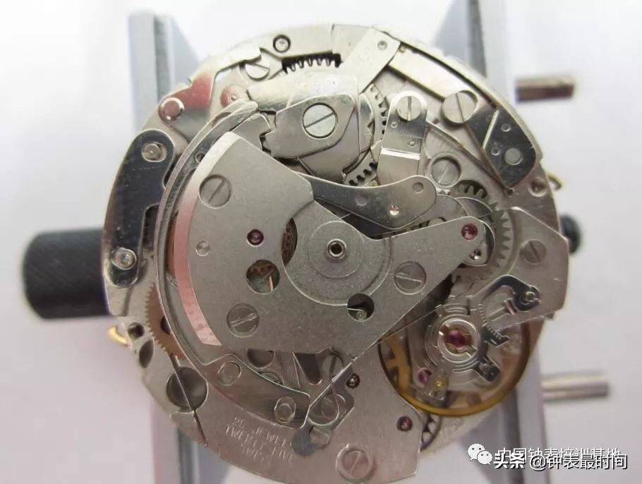 7750机芯的历史,7750手表机芯拆解视频