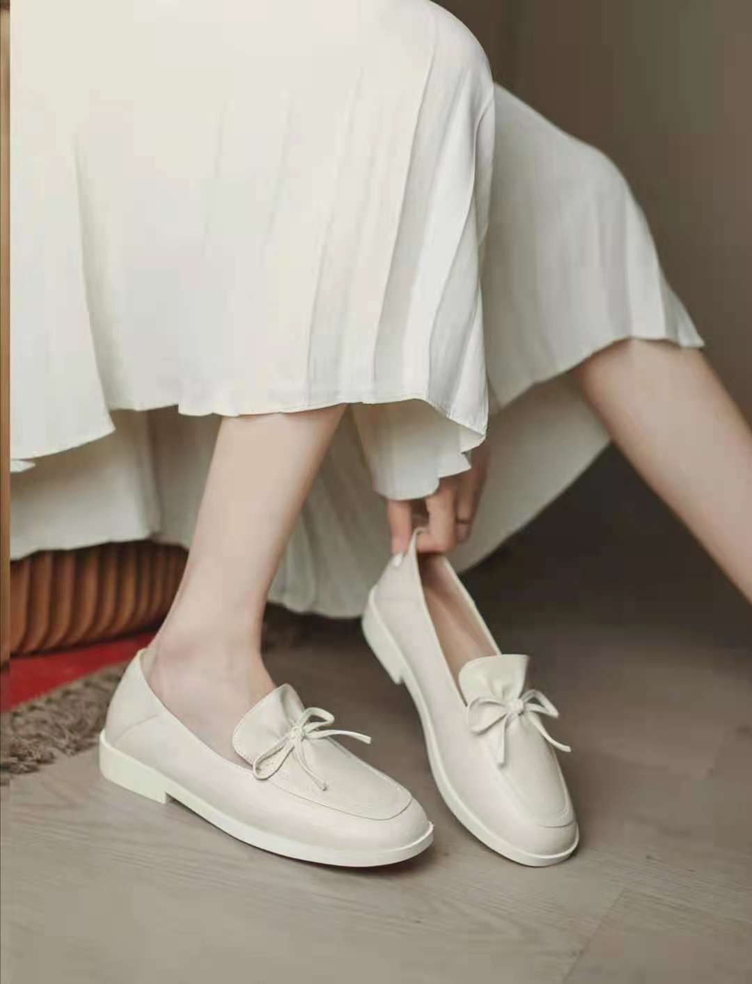 夏天裙子配什么鞋子,夏天裙子配什么鞋好