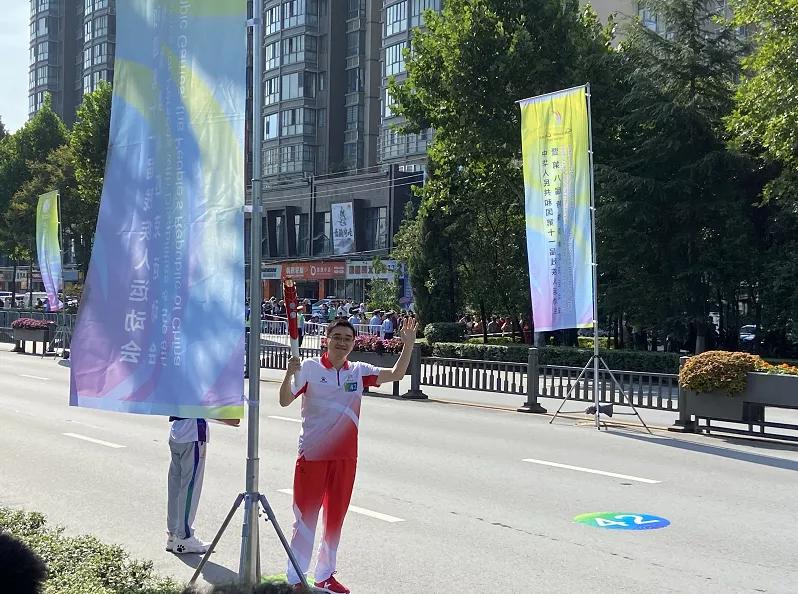 助力十四运奉献爱心,助力十四运暖心志愿行图片