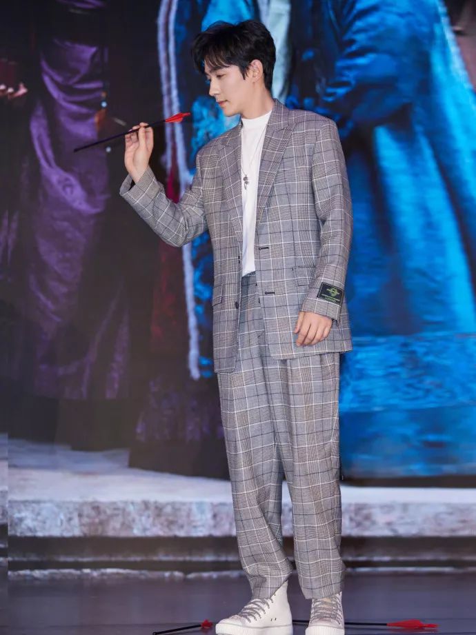 适合腿瘦的穿的新款阔腿裤,冬天不粘腿阔腿裤推荐