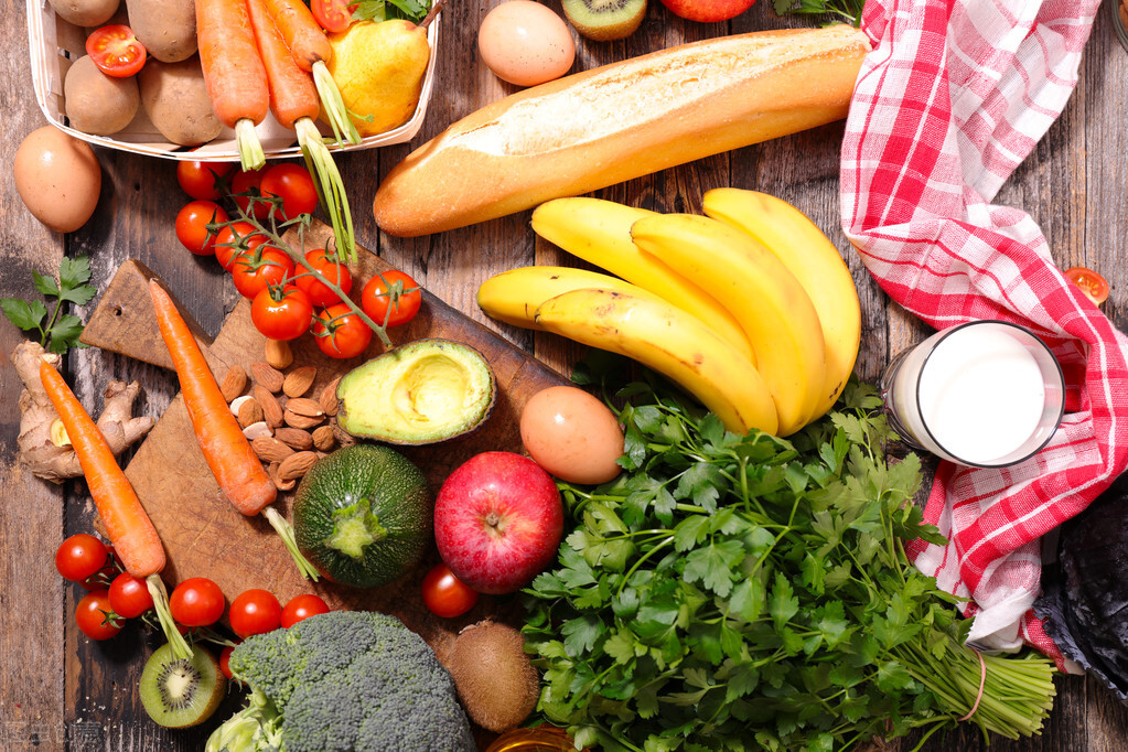 用医用酒精泡脚可以治疗脚气吗,醋加热泡脚能治脚气吗