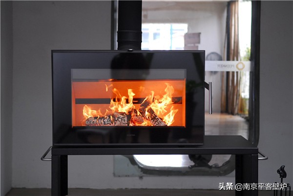 壁炉玻璃门清洗妙招,如何去除壁炉玻璃上的污垢