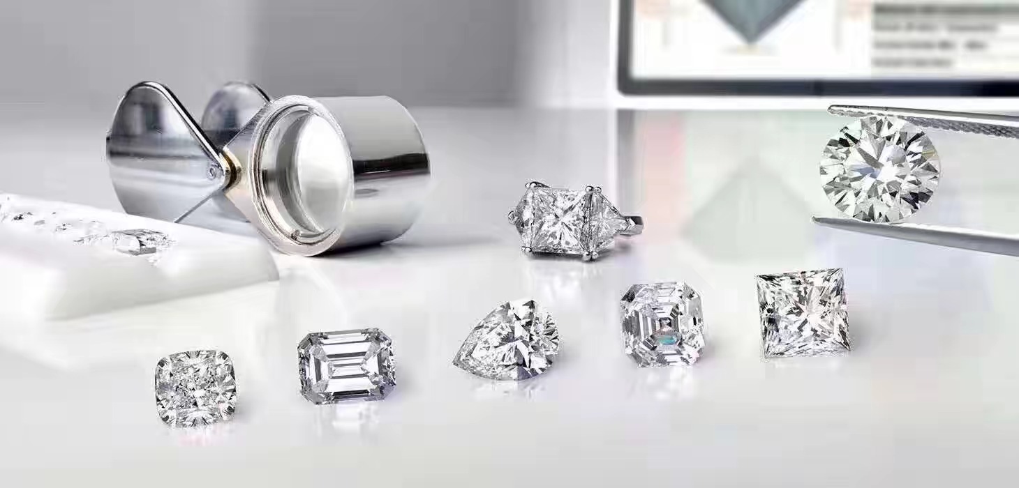 从事珠宝行业十年简介,从事珠宝行业怎么入门