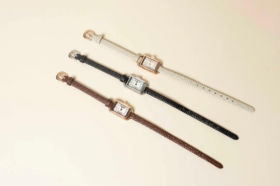 送这被夸有品位!三吉彩花同款腕表,女友戴了爱不释手