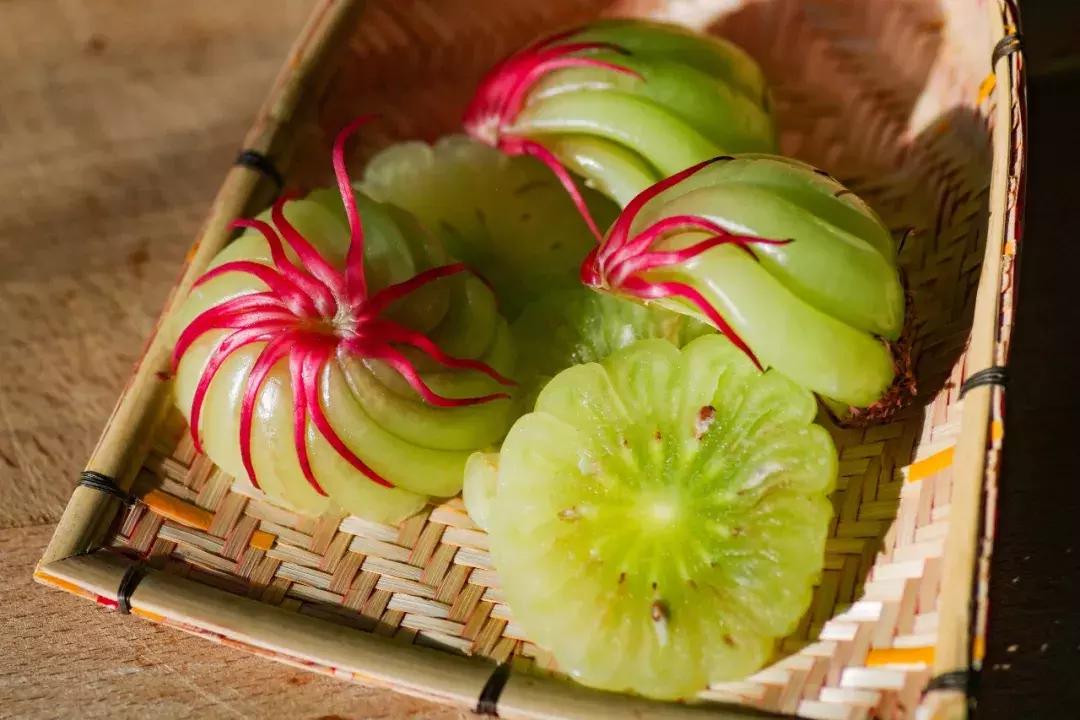 他的工作是厨师的英文,他的工作是什么英文句子