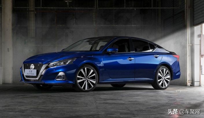 盘点上半年最值得推荐的重点轿车,中级豪华轿车哪款最值得买