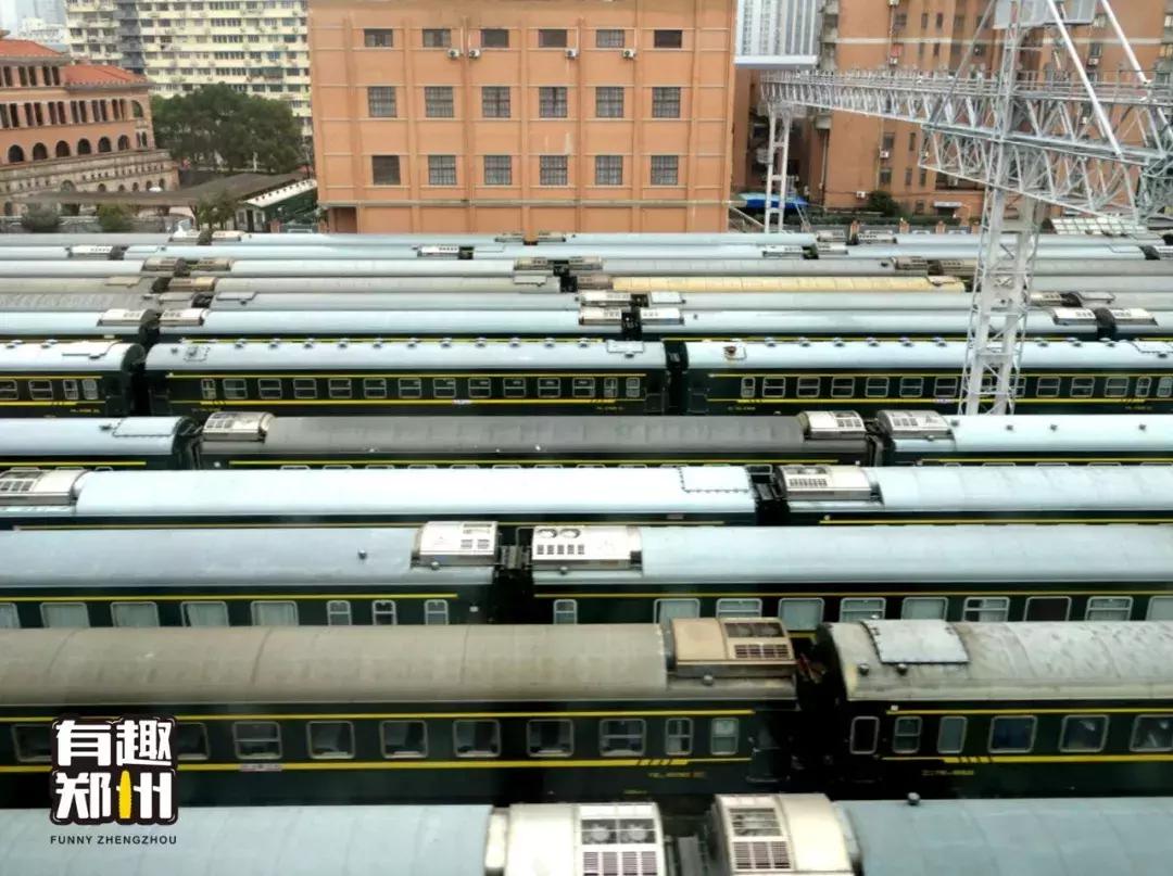 为什么郑州的火车票买不到,郑州车票晚点