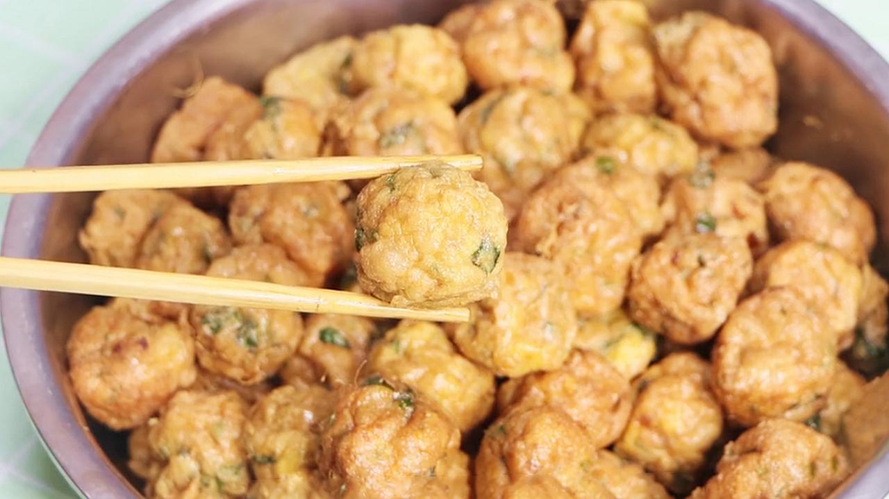 炸素丸子别只放面粉教你正确做法,炸丸子不要太粘锅