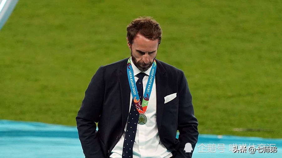 歧视咒骂！躺枪！嘲讽！英格兰黑人球员“点球黑锅”降临