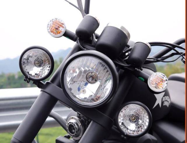 摩旅必备的太子!不足万元,配电喷水冷+700km续航能力