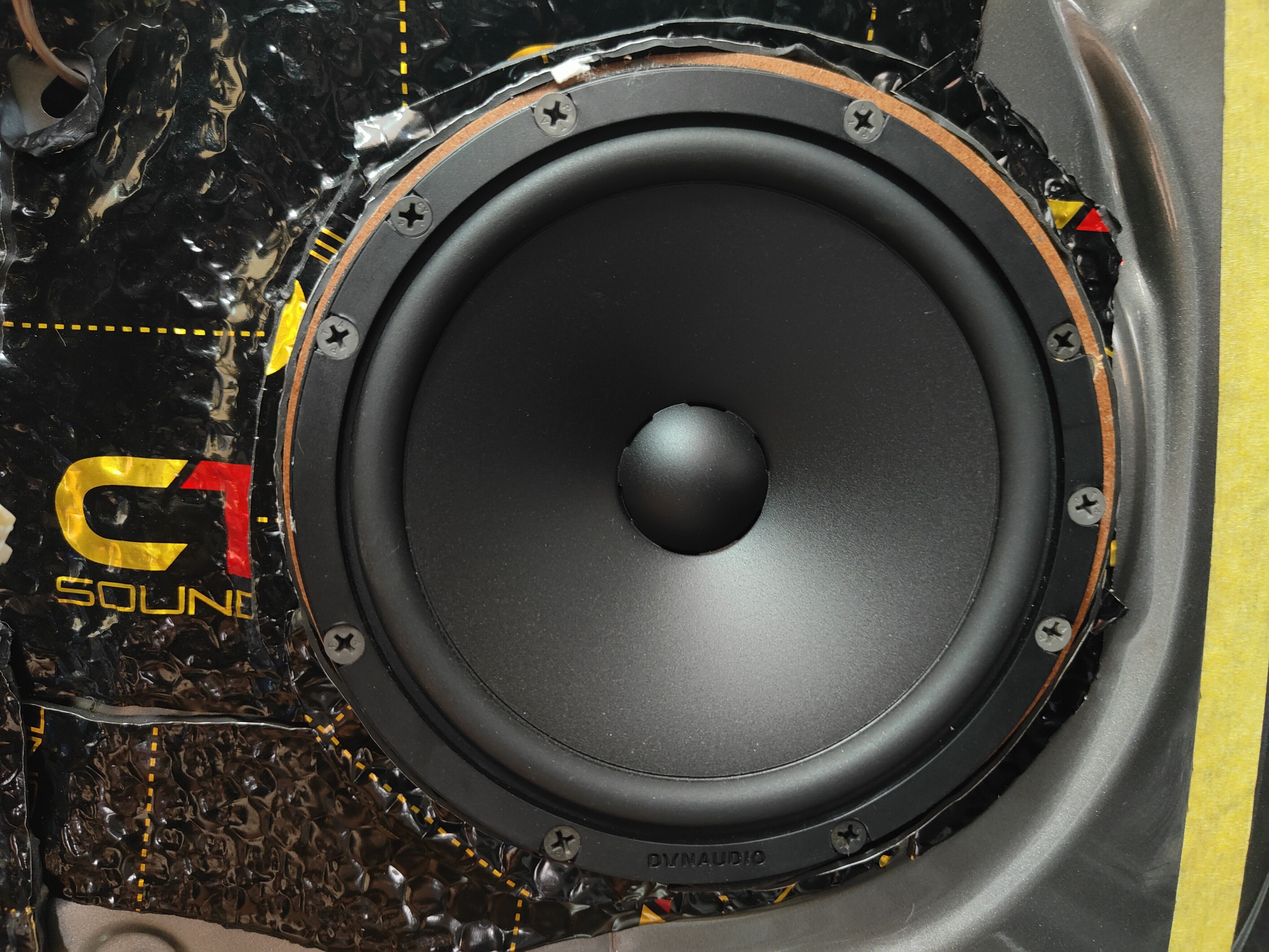 y450喇叭声音单薄,中音喇叭单薄