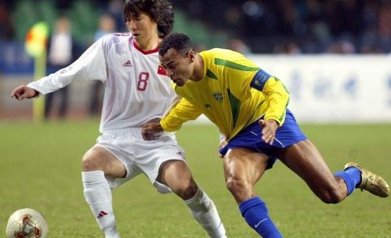 足协与国足主帅李铁续约5年,国足新主帅合同