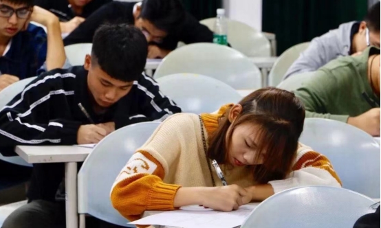 教育部通知，5类学生不用参加高考直接读大学，考生：比高考还难