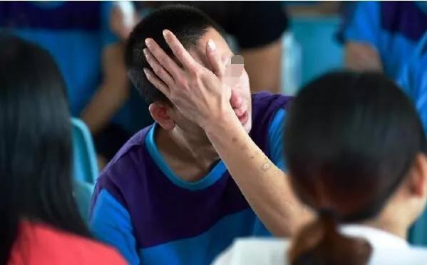 怀疑亲人吸毒如何处理,怀疑家人吸毒该怎样办