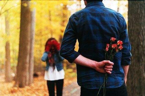 “我是为了吃饭和你在一起的”“我知道”