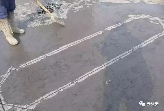 监控杆安装与预埋线,监控立杆基础配管