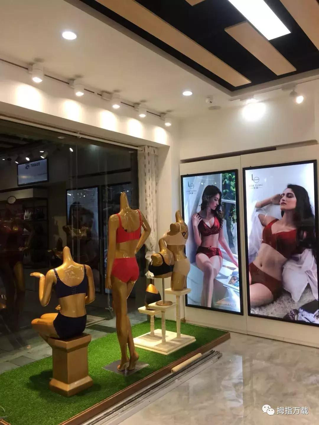 15年的老店搬迁了？万载有谁认识这位美女姐姐吗？她在这里……