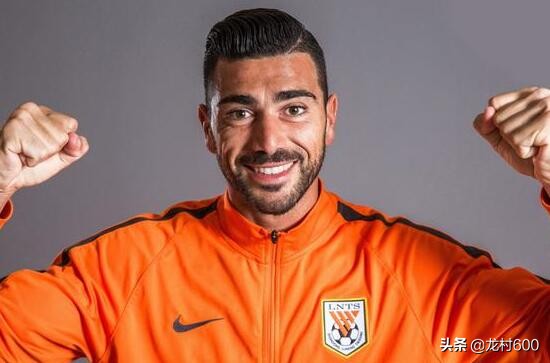 佩莱在中超进球,中超佩莱百场点射