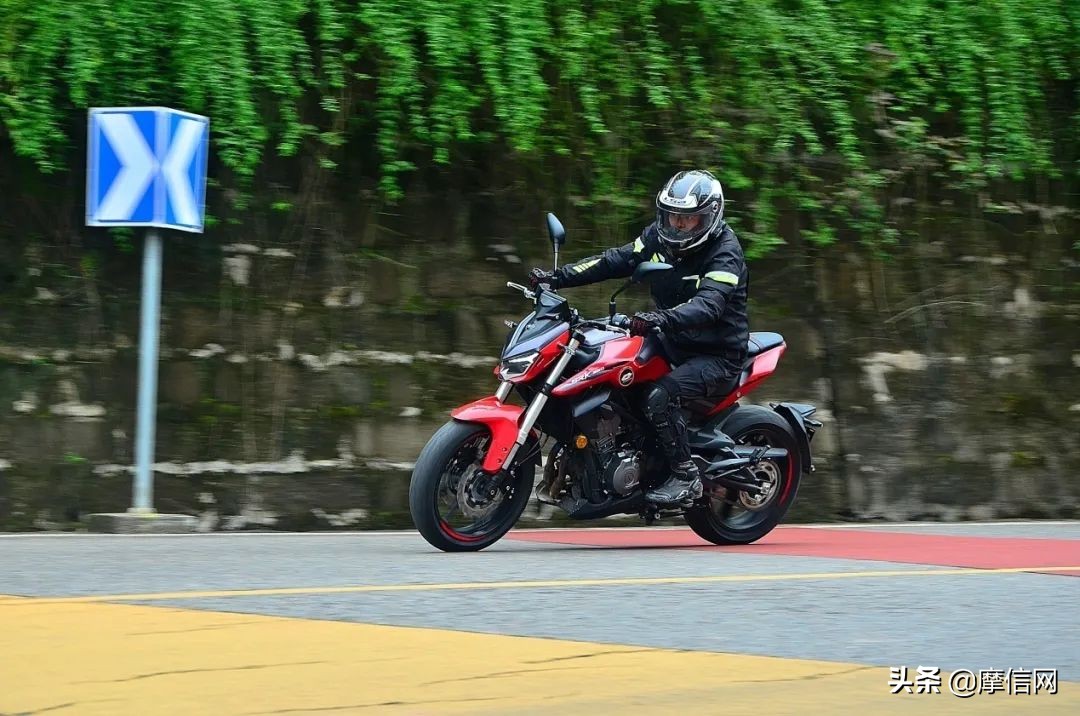 武装到牙齿的越野摩托,武装到牙齿的江铃驭胜s350