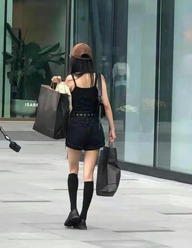 杨幂景甜秀演技,杨幂景甜穿搭