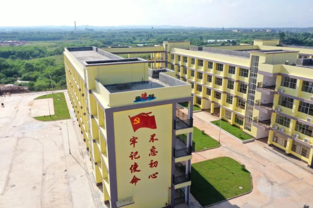 平南镇所有的学校,平南城区学校划分图