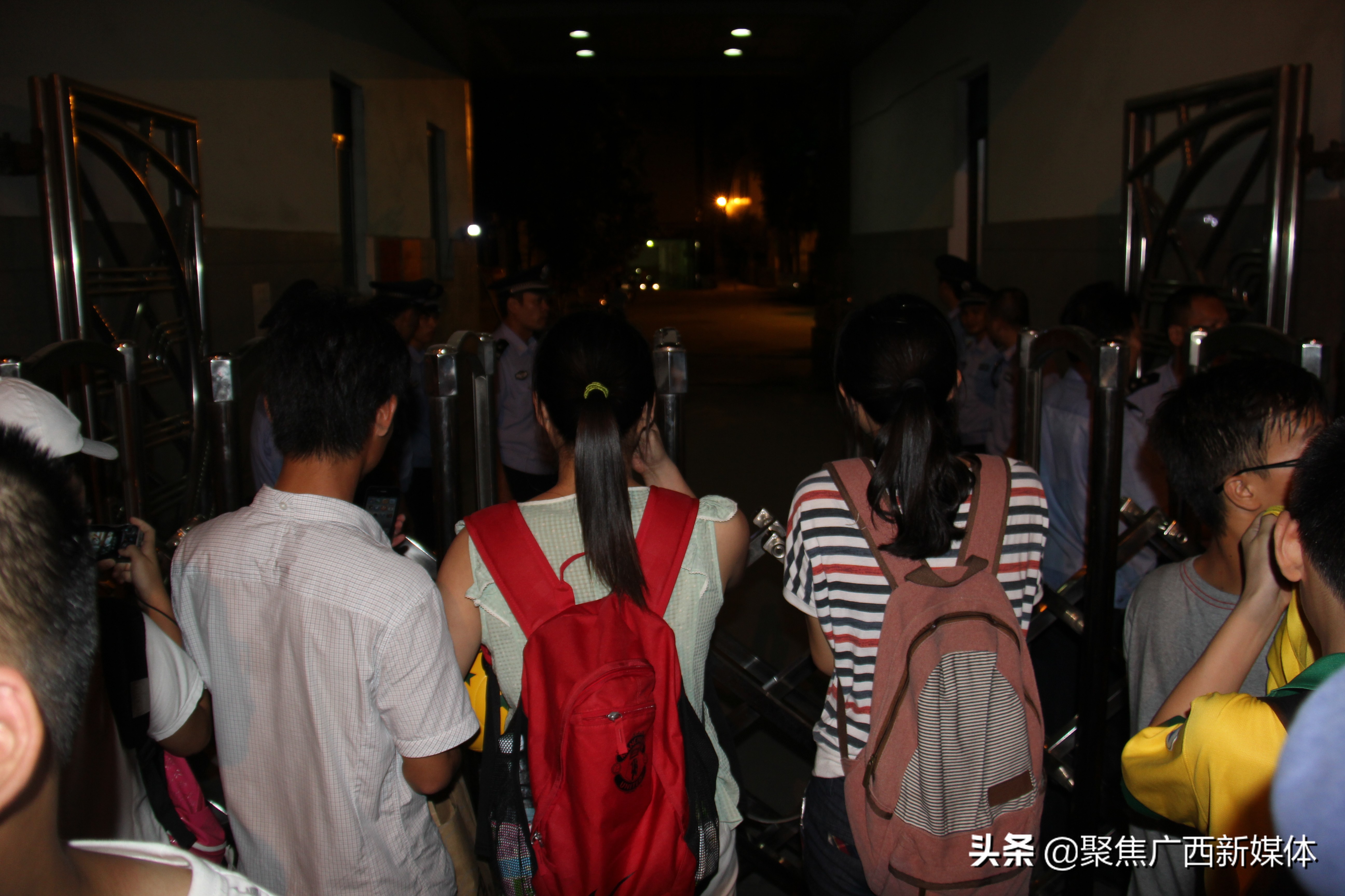 球星卡卡照片,球星卡卡童年回忆