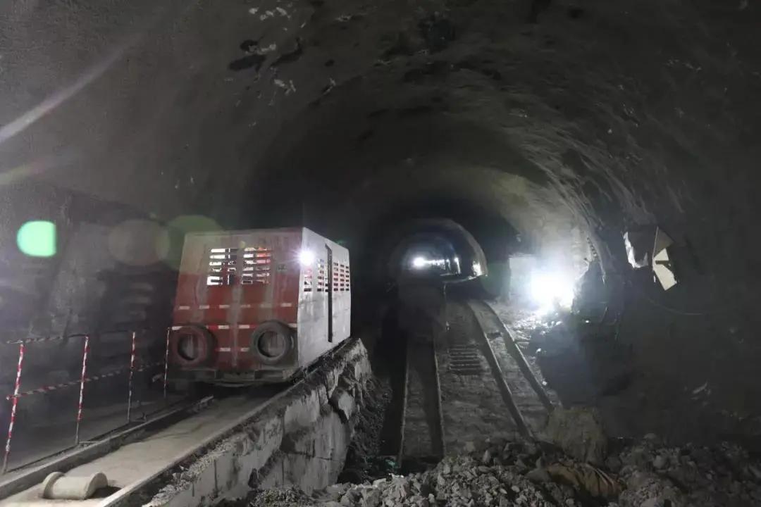 西安隧道最新规划图,中国陕西最长公路隧道