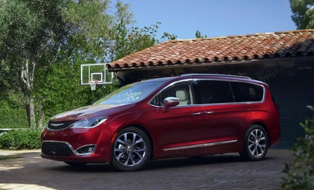 jeep指挥官phev混动技术,jeep指挥官phev是四驱吗