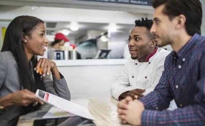 初入职场工资怎么解决,初入职场月薪5000是什么水平