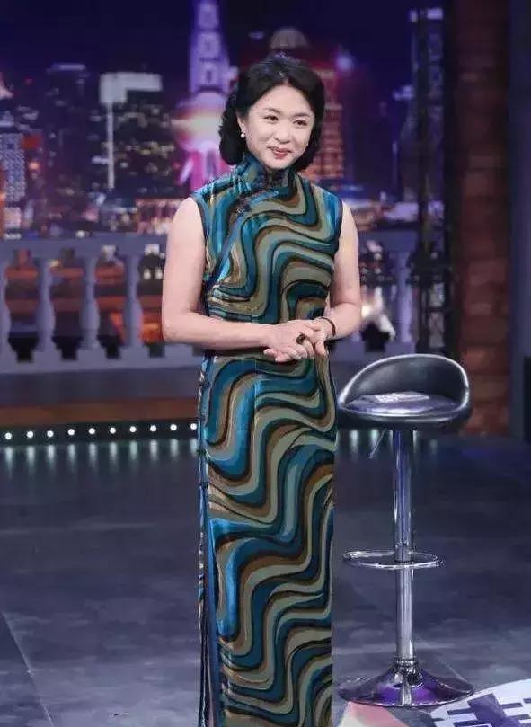 令人惊艳的旗袍服装,旗袍是中国女性的传统服装