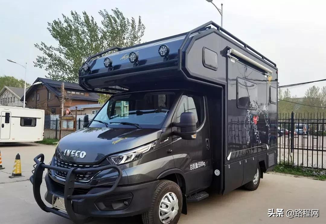 装甲防弹豪华房车,黑金刚霍夫勒房车b型最新款