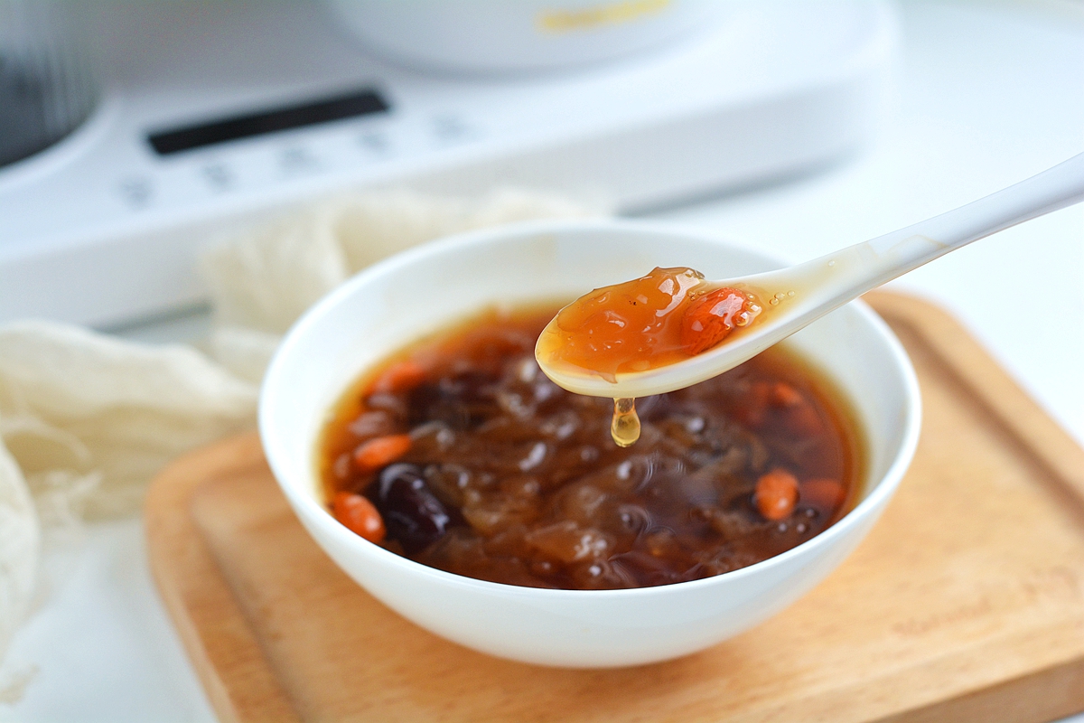 去秋燥喝这2款滋补汤简单方便,七款冬季滋补养颜养生靓汤