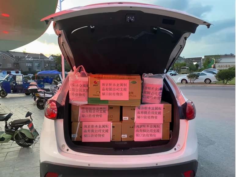 在疫情中的那些事,在疫情中那些温暖的事