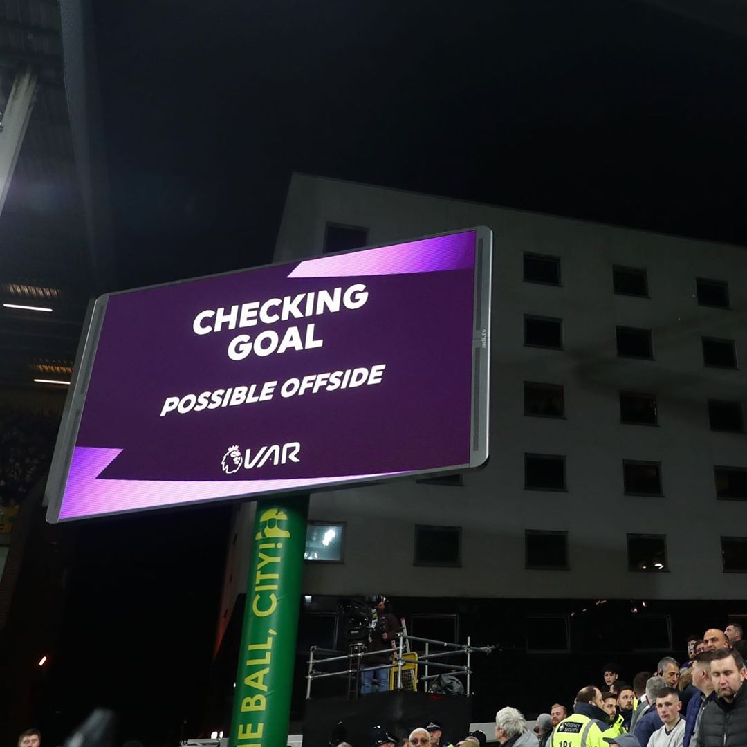 c罗足坛最新动态,足坛最新动态巴萨