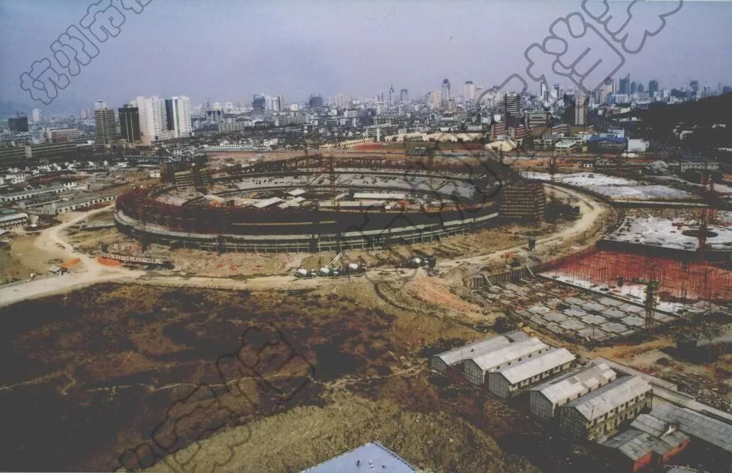 李坤军、叶建英、马锟、李永生丨东南西北，杭州楼市如何＂破茧＂