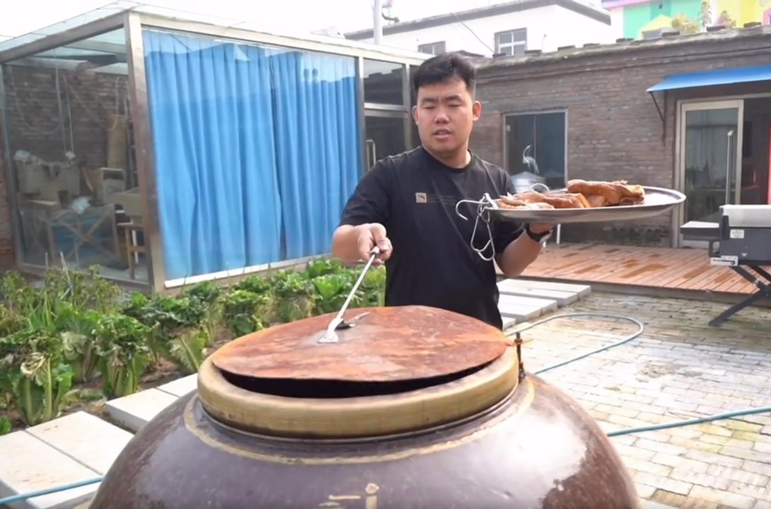 胖猴仔满脸黑斑,胖猴仔身体发黑