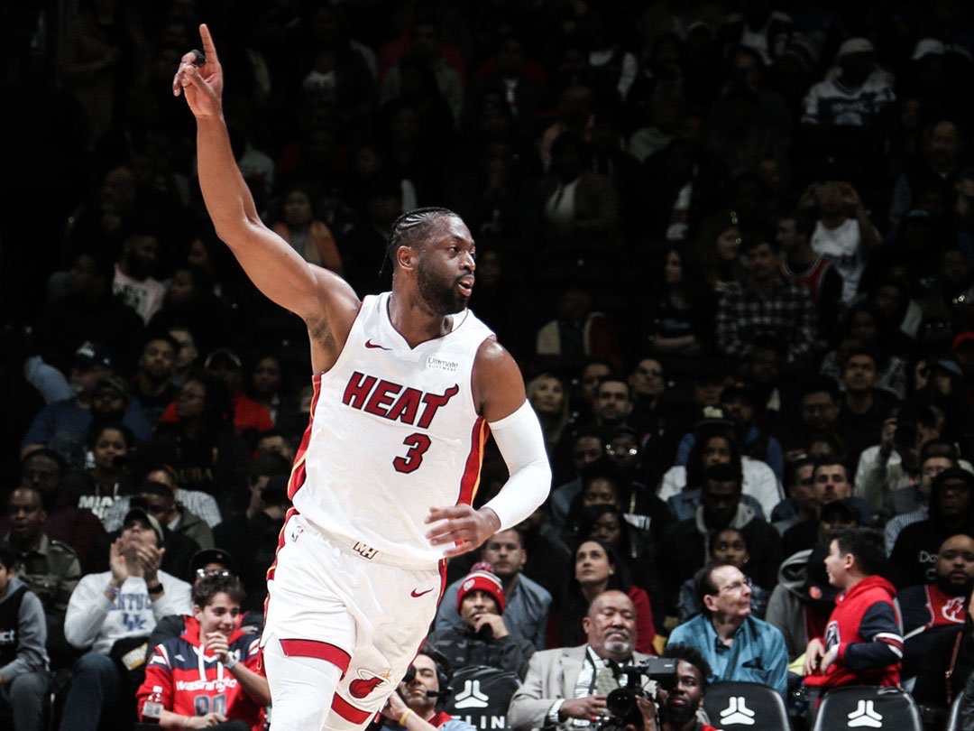 热火vs火箭韦德45分,勇士火箭韦德最新消息