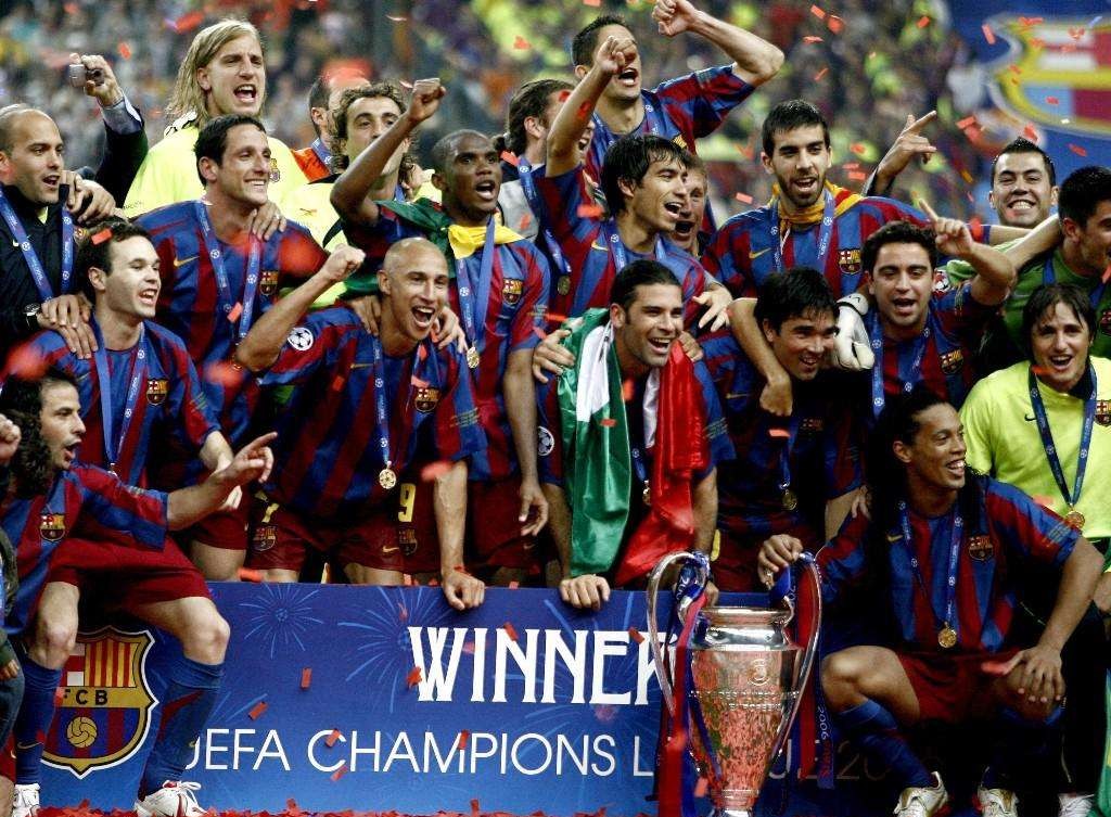 巴塞罗那中场核心哈维,近几年退役的中场大师