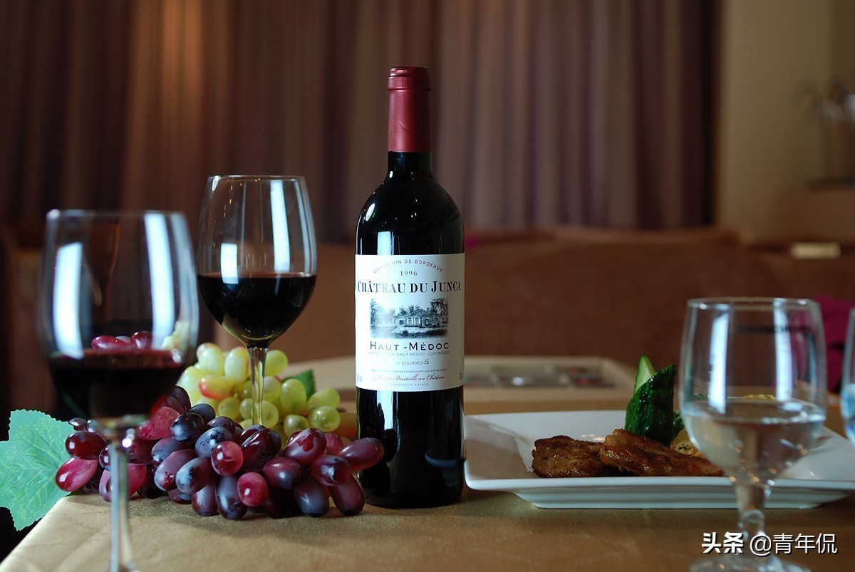 年轻人喜欢的果酒,年轻人为什么喜欢饮料