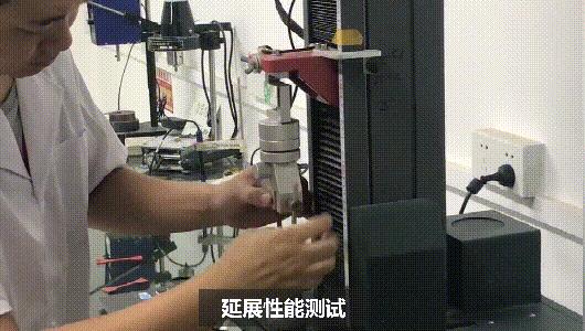 滴水不漏的建筑“雨衣”∣吉美帮红橡胶屋面外露专用防水评测